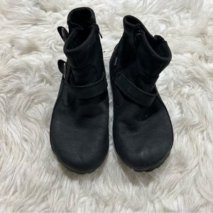 Merrell Goose Haven Dup Ankle  Boots